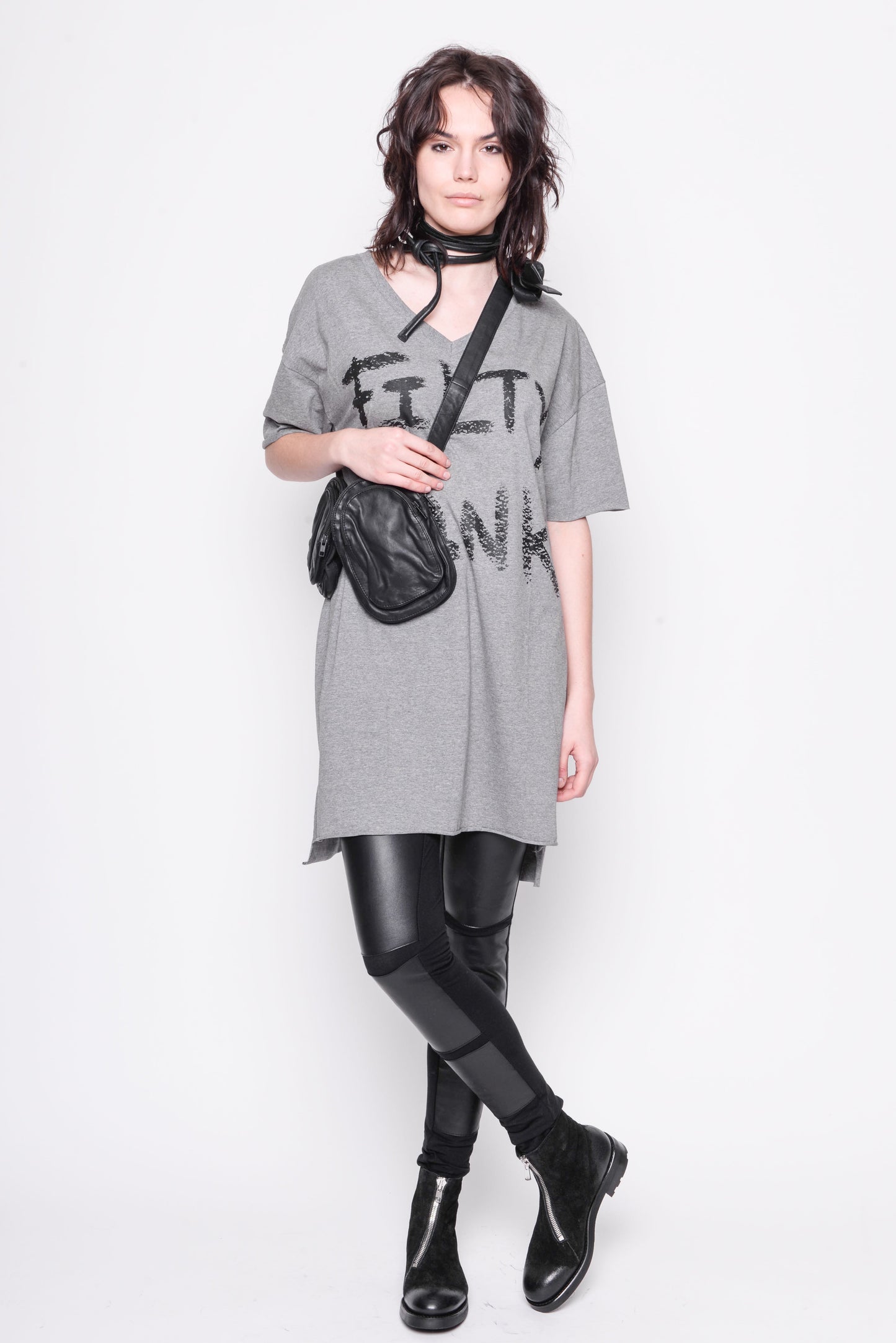 B40.212.40.05 100%Leath/95%NY5%EA 100 BLACK