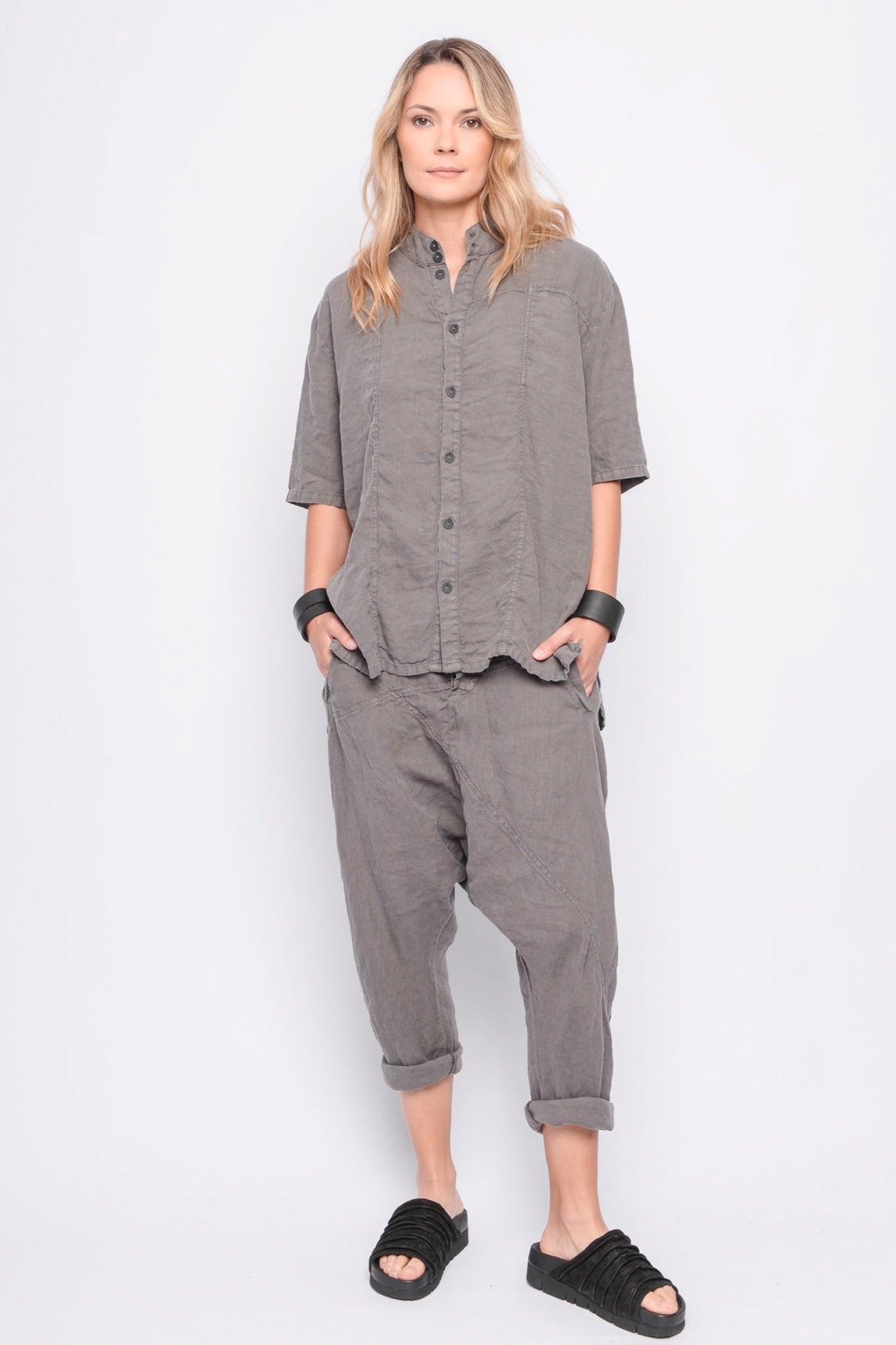 251.01.12 100% LINEN 182 FLINT