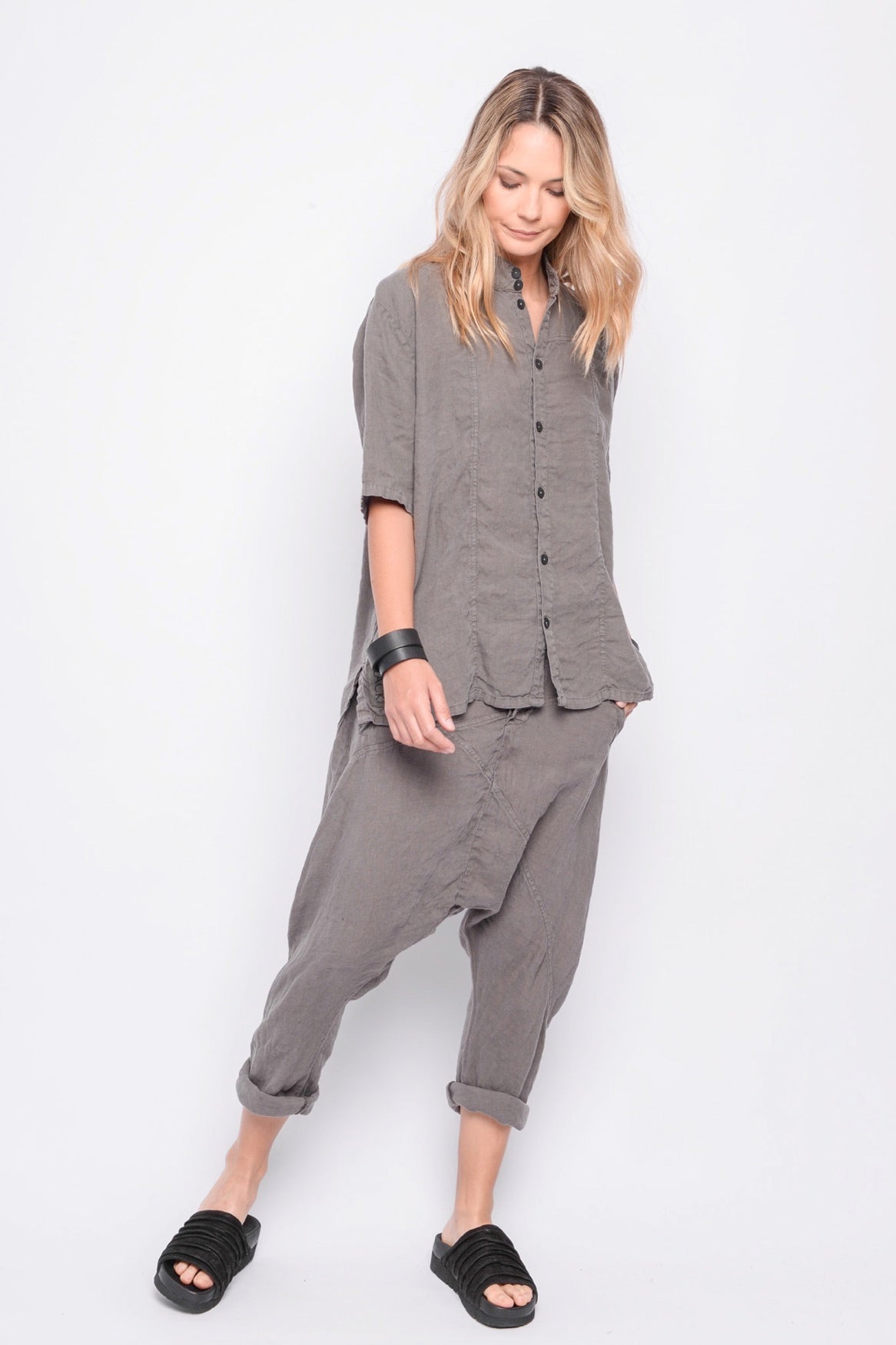 251.01.12 100% LINEN 182 FLINT