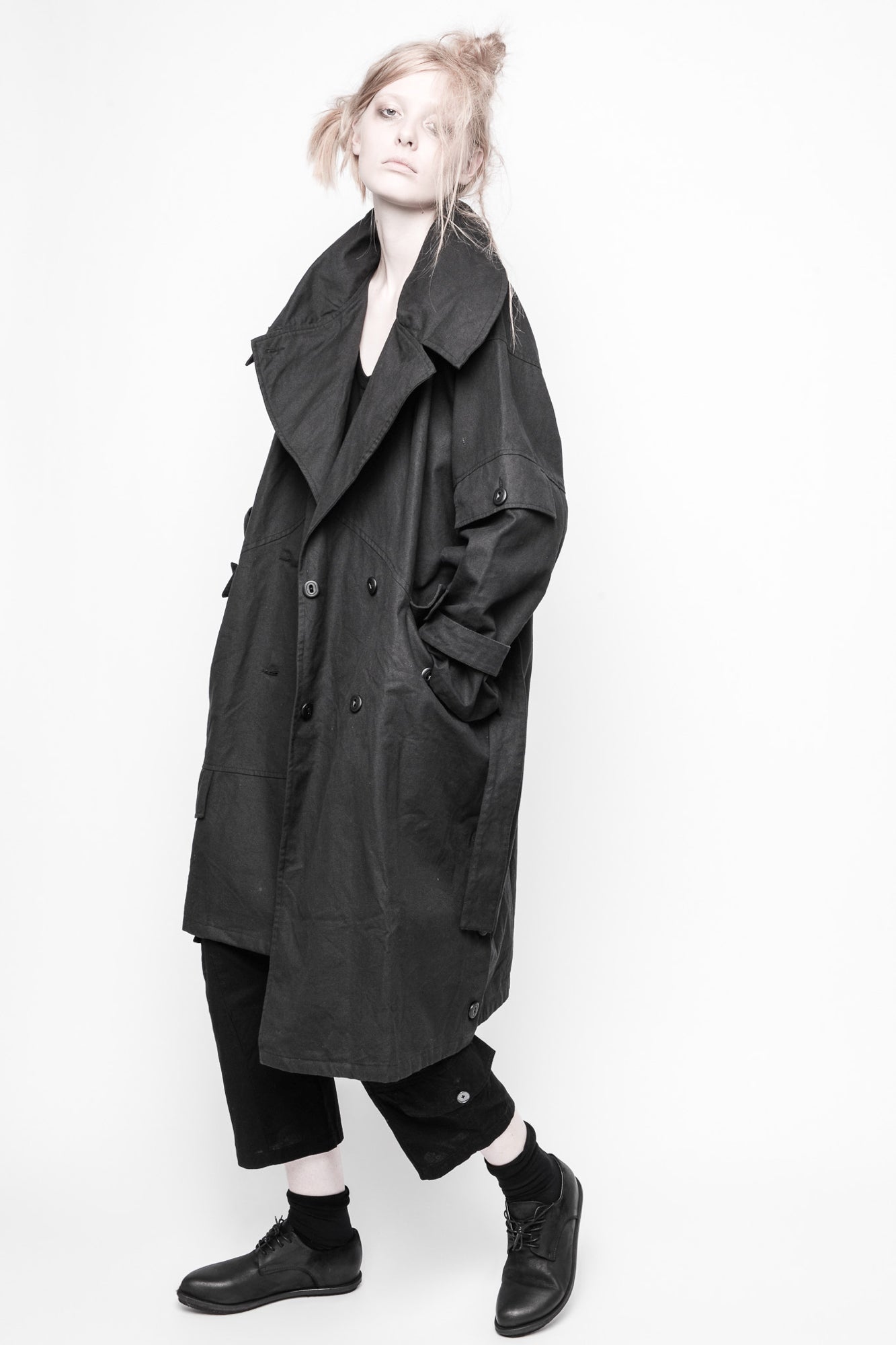 ID.05.04.01 100% CO 100 BLACK