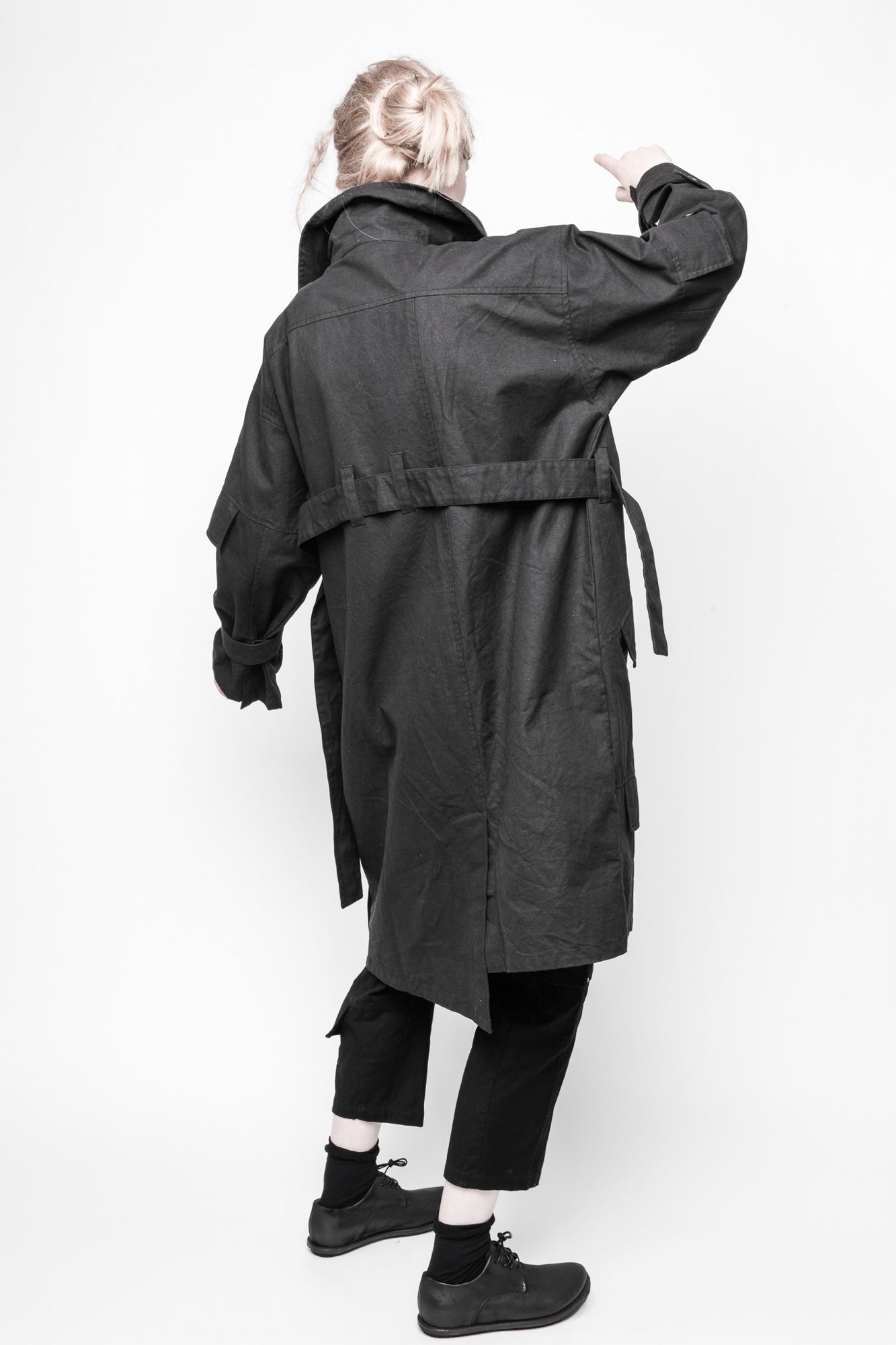 ID.05.04.01 100% CO 100 BLACK