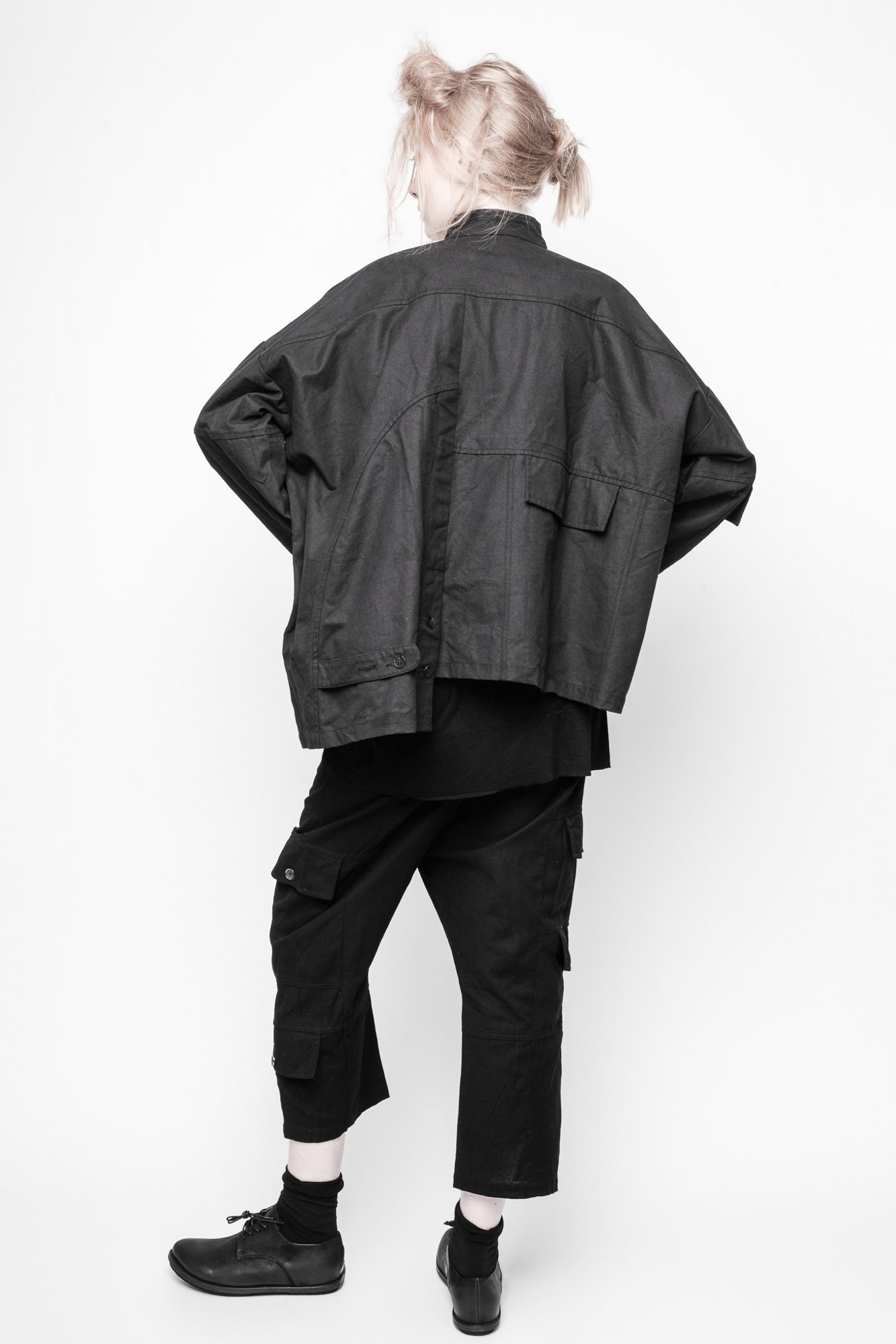 ID.05.04.04 100% CO 100 BLACK