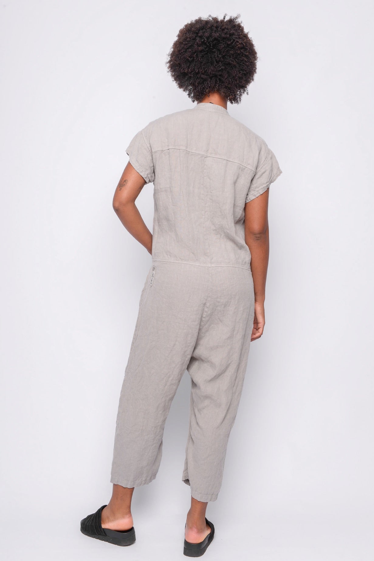 251.01.01 100% LINEN 181 PEBBLE