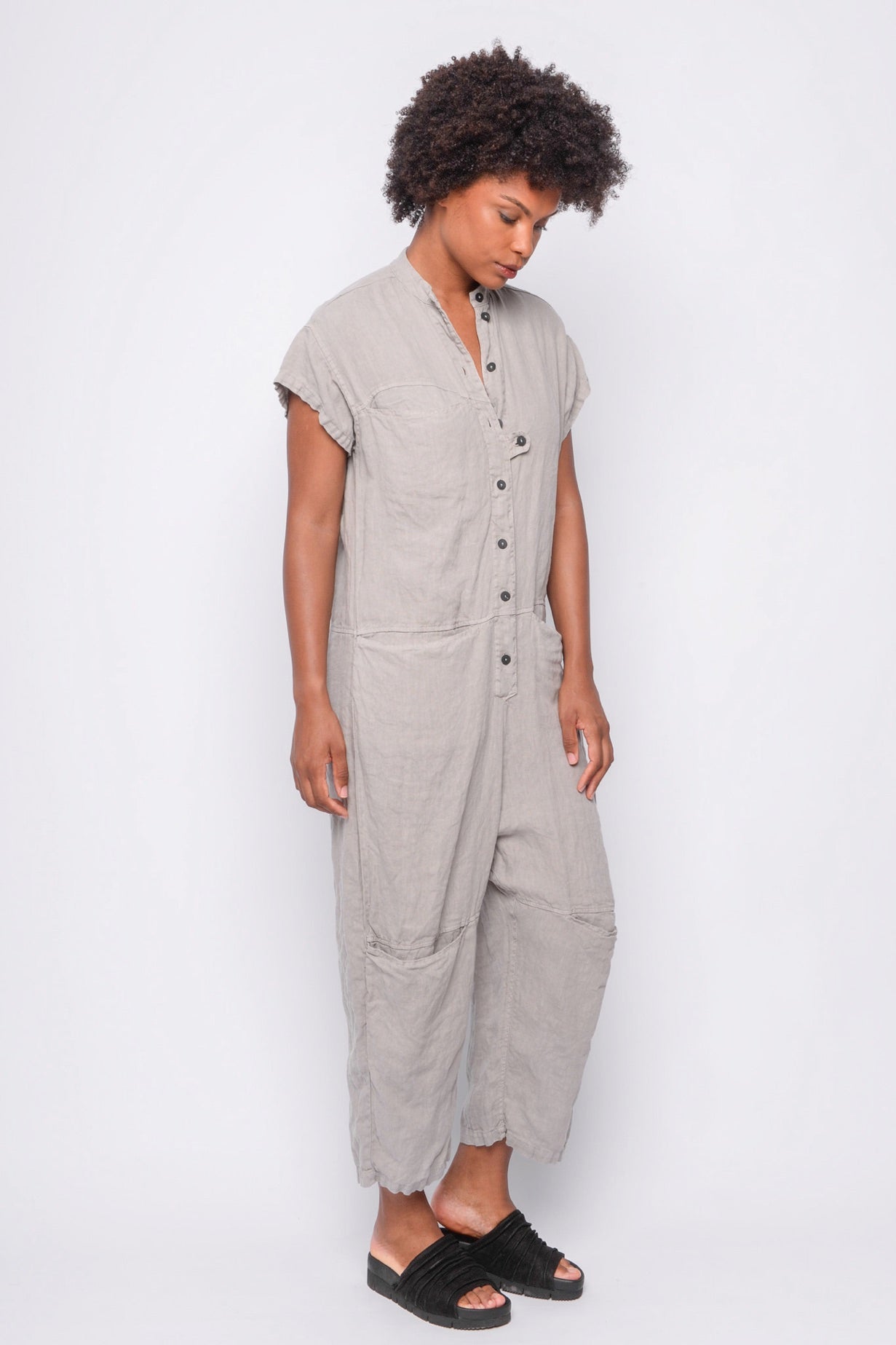 251.01.01 100% LINEN 181 PEBBLE