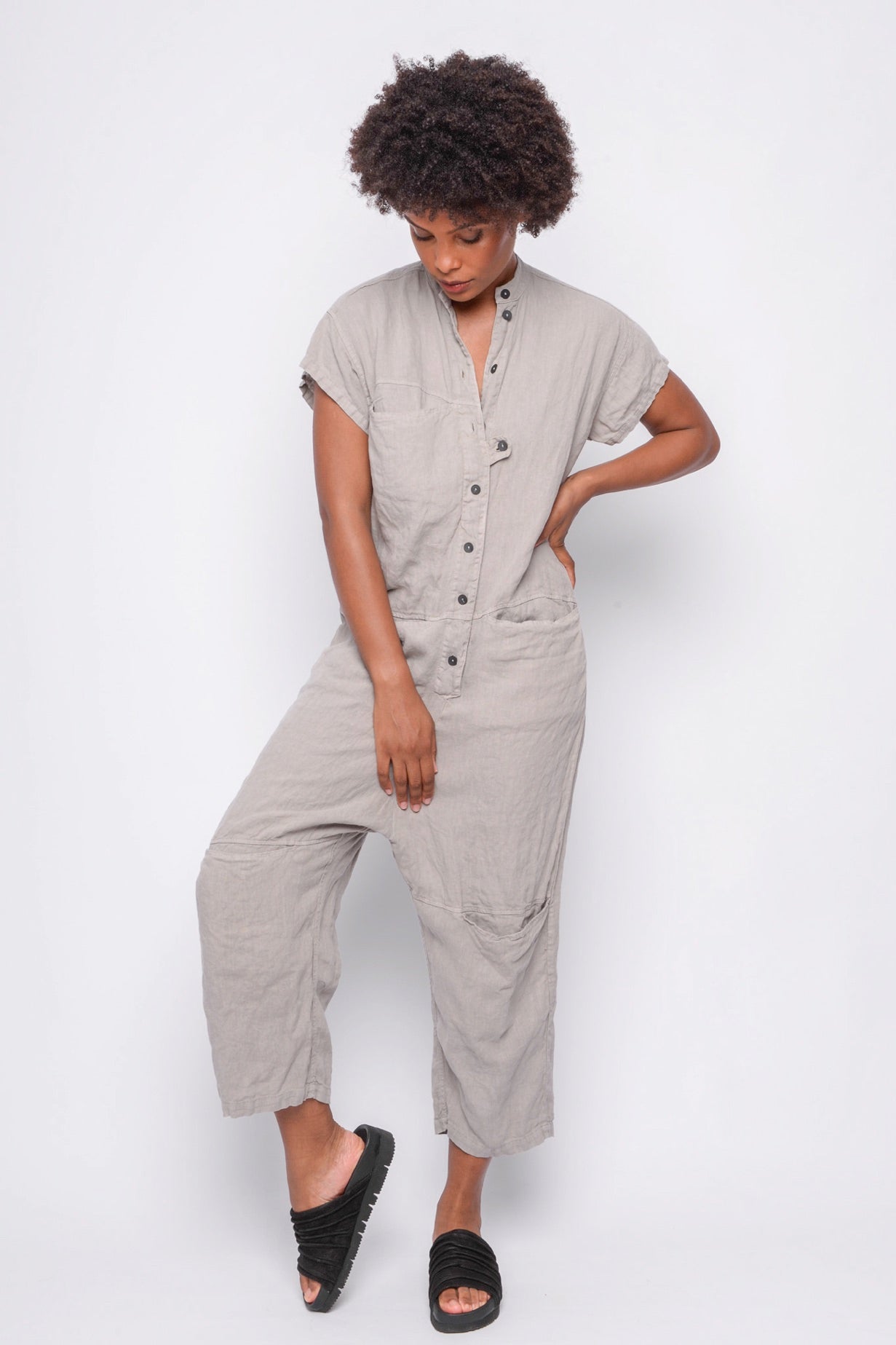 251.01.01 100% LINEN 181 PEBBLE