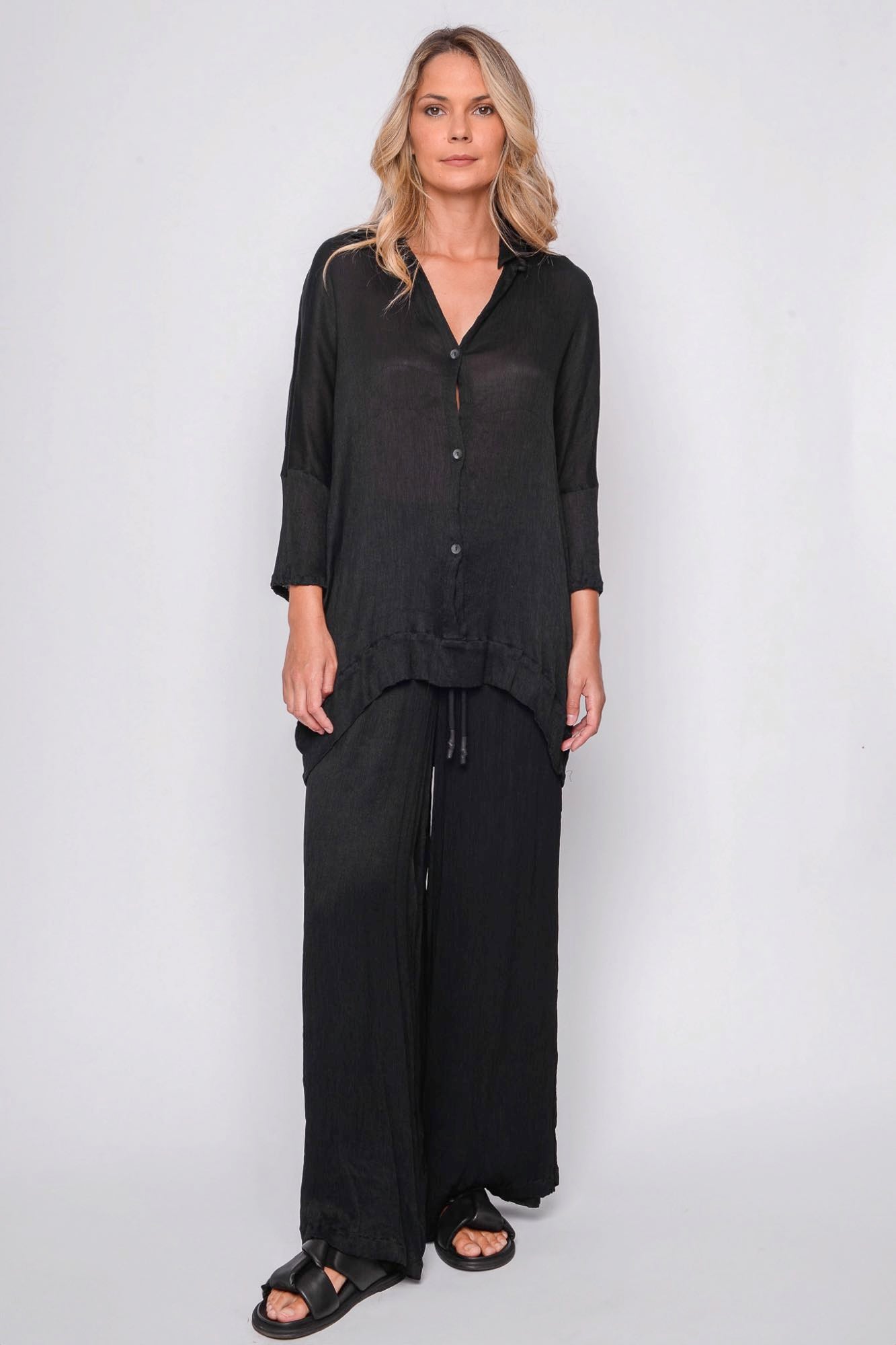 261.11.02 100% MODAL CRINKLE 100 BLACK