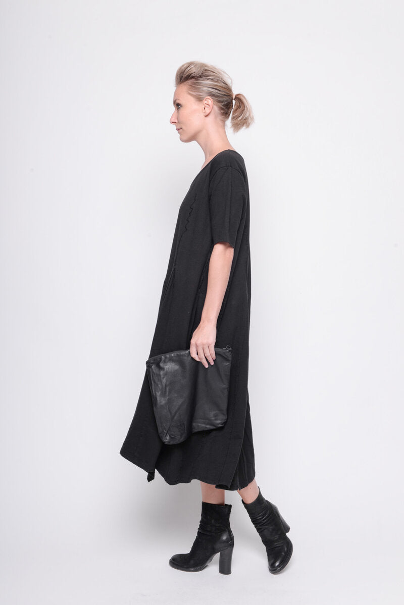 B40.211.40.02.1 100%Leath/95%NY5%EA 100 BLACK