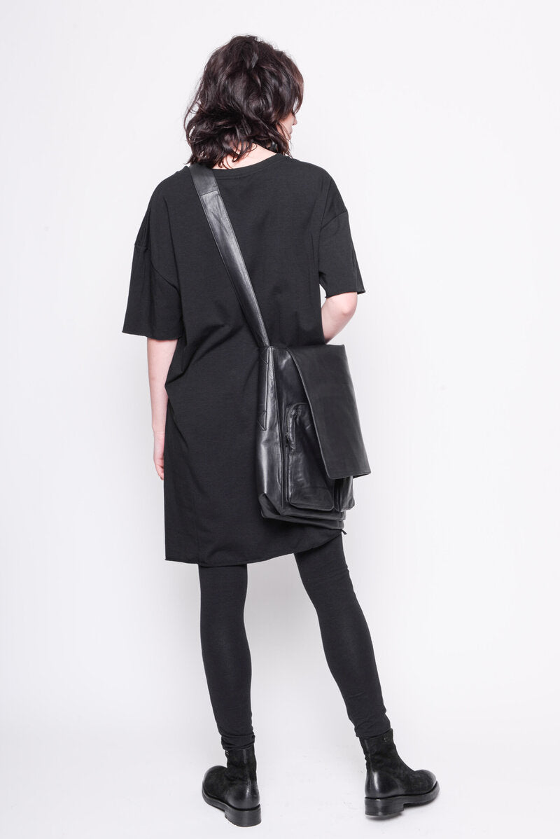 B40.212.40.06 100%Leath/95%NY5%EA 100 BLACK